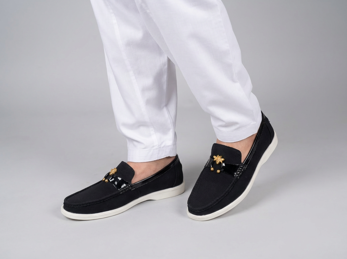Stylish Man shoes Bee Bakal