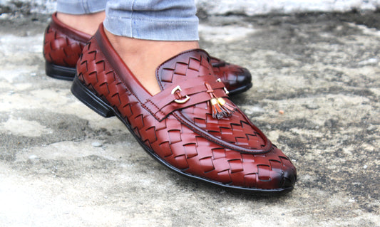 Valvetvibe Hand made Flexible shoes (L)