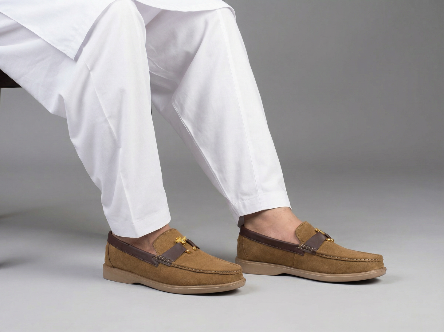 Stylish Man shoes Bee Bakal