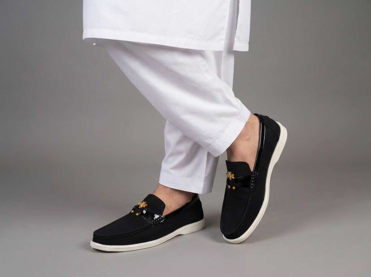 Stylish Man shoes Bee Bakal