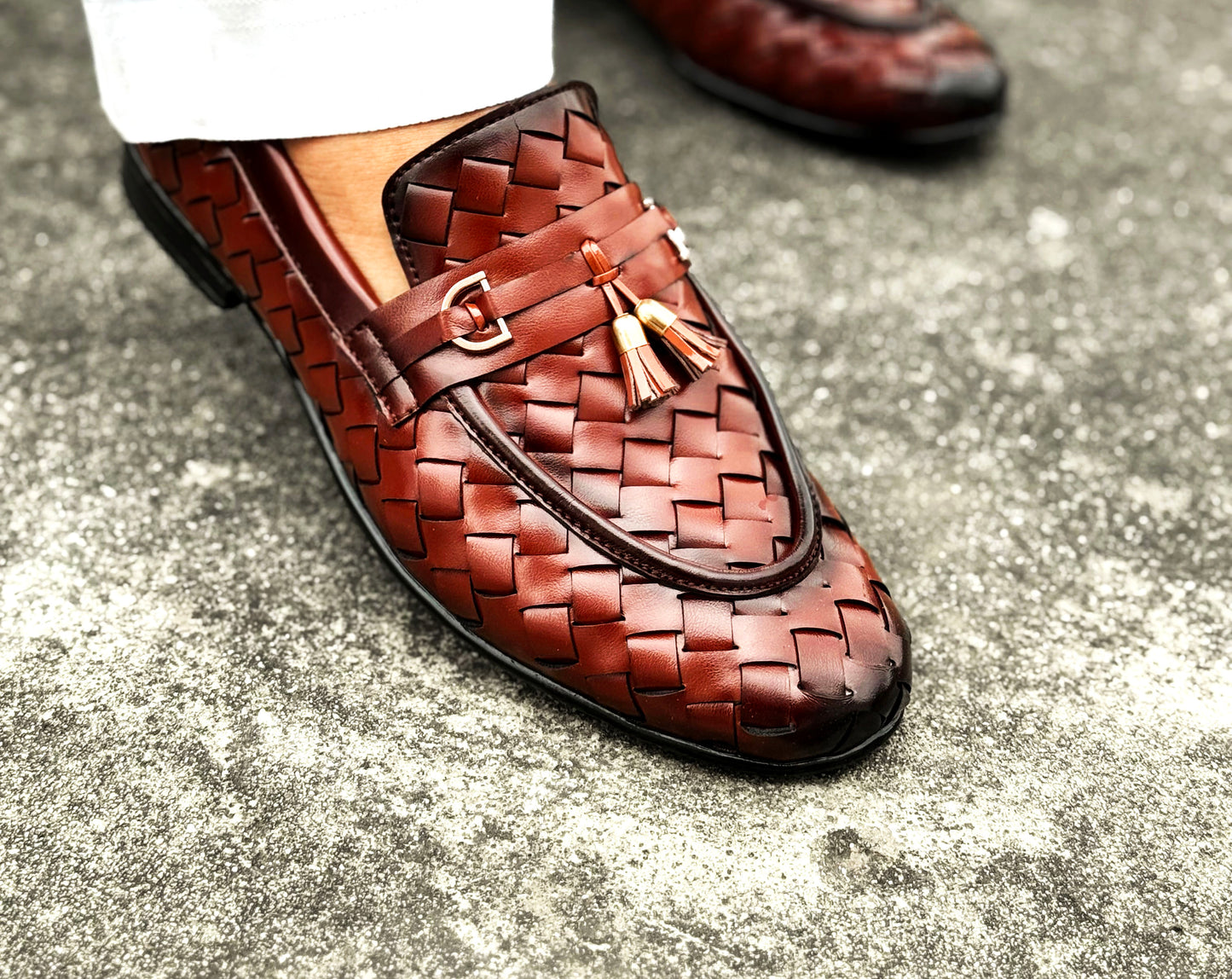 Valvetvibe Hand made Flexible shoes (L)